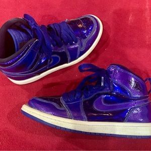 Boy’s Size 2 Air Jordan 1 Retro High Deep Royal Purple Shiny Sneakers Nike